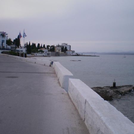 Blue Horizon Villa Spetses Town Exterior photo